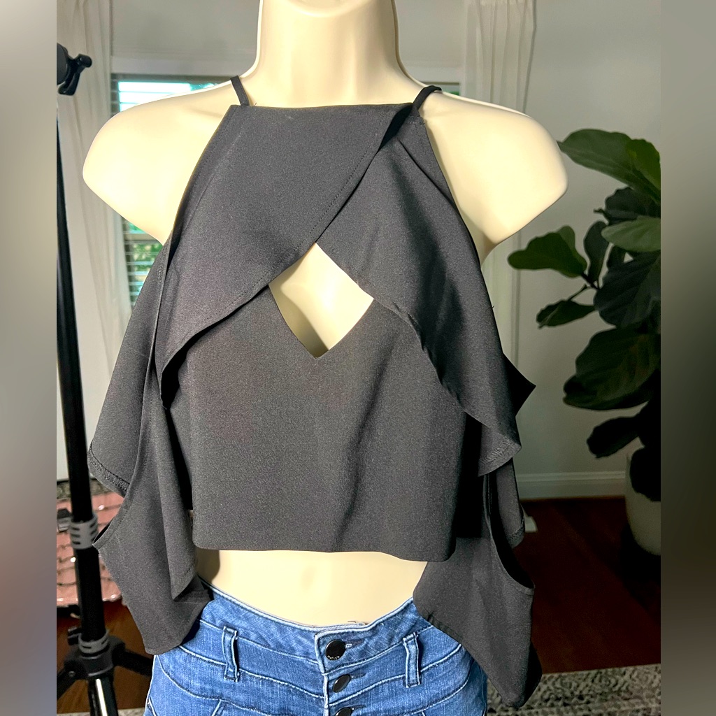 Size Medium Black Crop Top With Frills - Open Shoulder With Flowy Sleeves